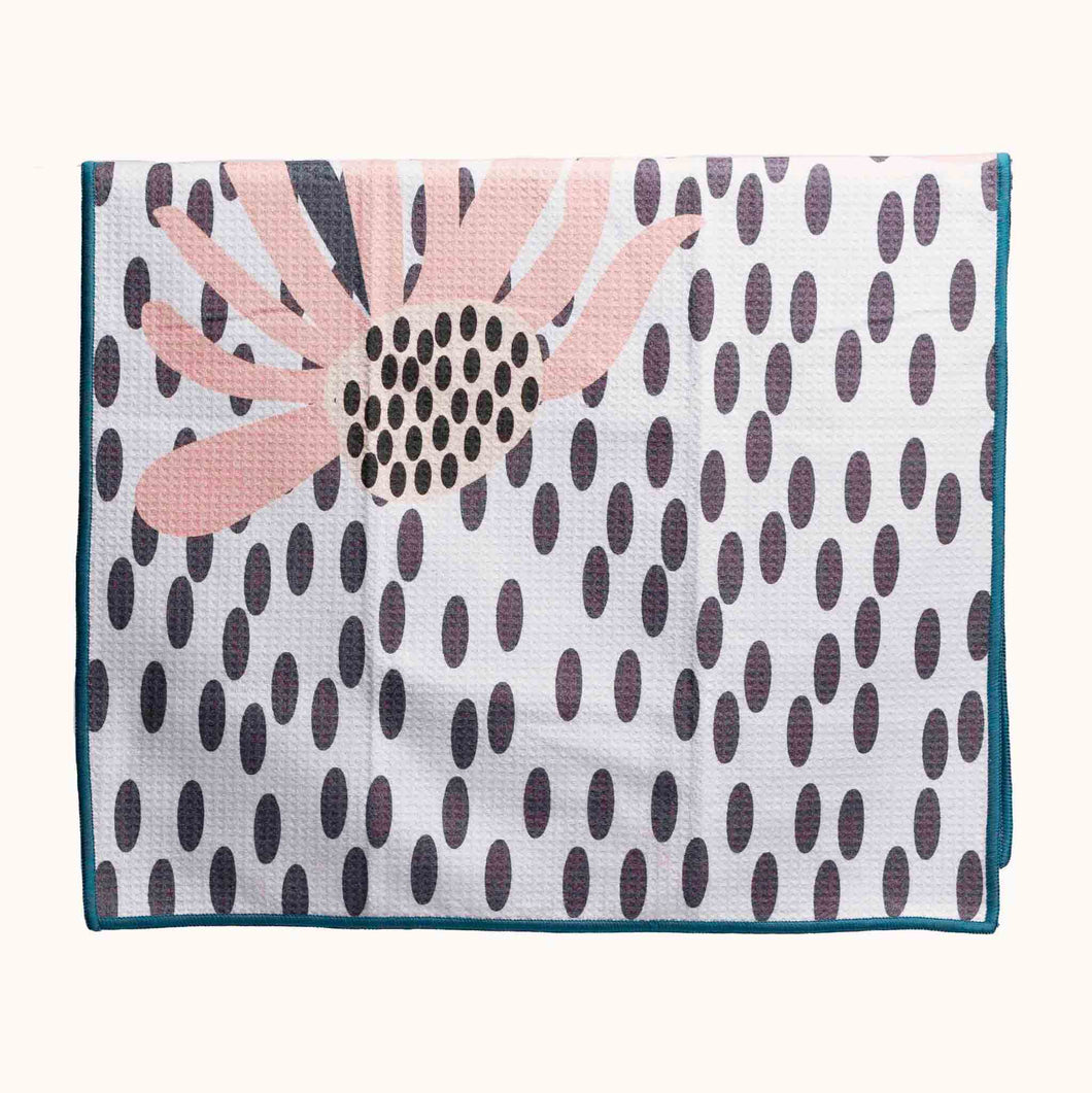 Buzzee Double Sided Tea Towel - Coral Flower